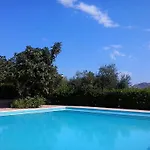 Il Casale Il Sole E La Margherita Кампофеличе-ди-Роччелла