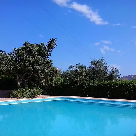 Il Casale Il Sole E La Margherita Campofelice Di Roccella